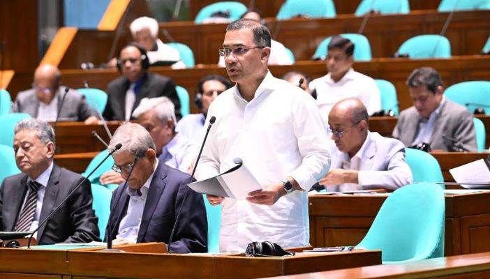 সব সুযোগ-সুবিধা নিয়ে আসছে ‘ইউনিভার্সাল কার্ড’ : সংসদে প্রধানমন্ত্রী