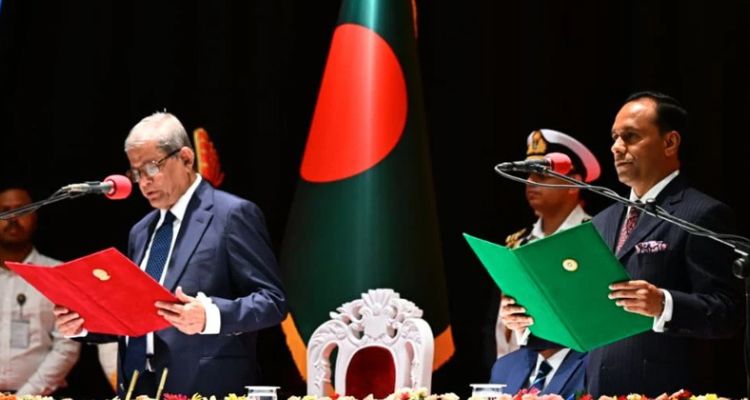 রাষ্ট্রপতি হিসেবে শপথ নিলেন মির্জা ফখরুল ইসলাম আলমগীর